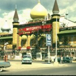 CornPalace Mitchell SD_1961
"The world's only corn palace".