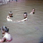 GrandkidsAtCreekAug2_1963_2