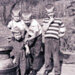 ca 1959 : Mark, Pat, Joe, and David Crum